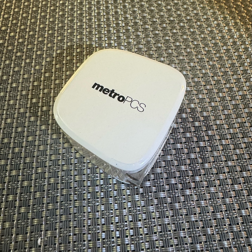 MetroPCS Dual USB 3.1A Wall Charger White